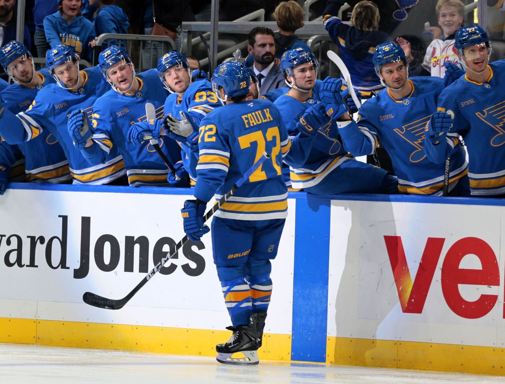 Blues host the Kings